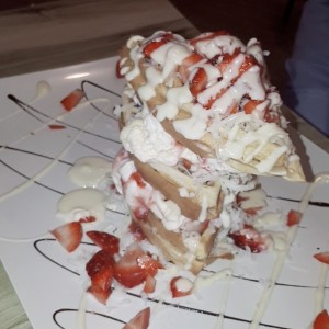 Waffles de queso manchego y fresas