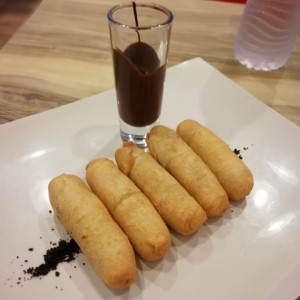 Deditos de queso con chocolate