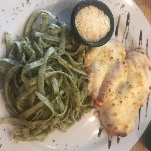 Pollo a la parmesana 