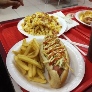 hot dog en combo y adicional papas lokas