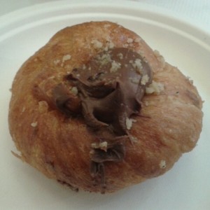 croissant de chocolate y almendras