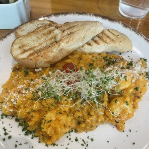 Risotto de camarones