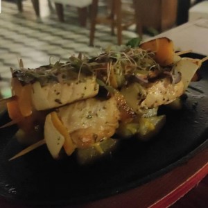 brocheta de salmon