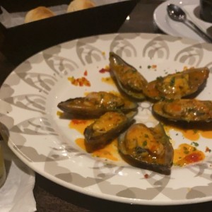 Mejillones Importados al Ajillo