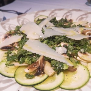 ENTRADAS - Carpaccio de Zucchini