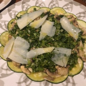 ENTRADAS - Carpaccio de Zucchini