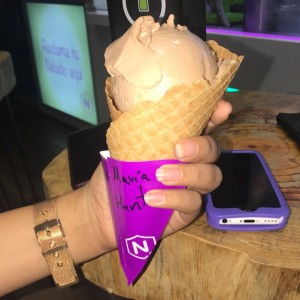 helado de nutella en cono