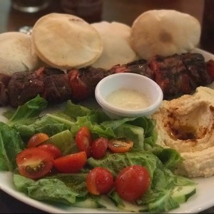 Brochetas de carne 