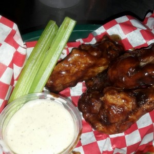 Wings en salsa hawaiana