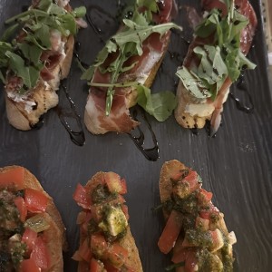 Bruschettas Capressa