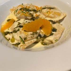 ravioli de salmon