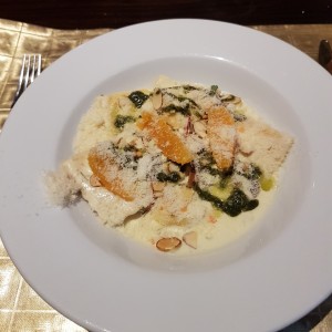 ravioli de salmon