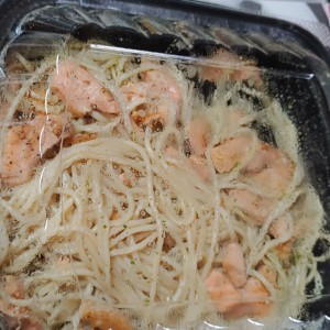 spaghetti con salmon