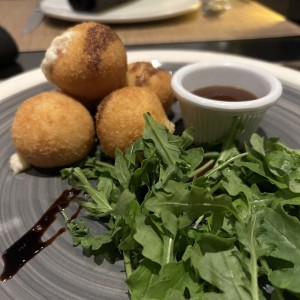 Croquetas de queso de cabra