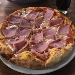 Pizza jamon