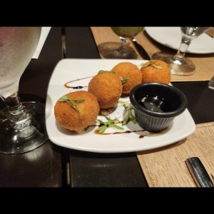 Entradas - Croquetas di Prosciutto