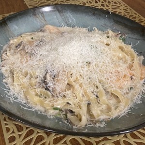 Pasta Con Camarones E Funghi