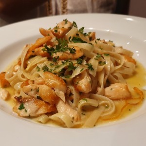 Pasta de mariscos al oleo