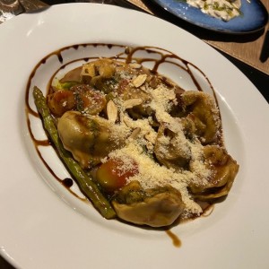 Tortelloni de Cordero al Perfume de Romero