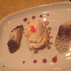 Postres - Cannoli