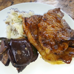 Chuletas de Cerdo en salsa de maracuya 