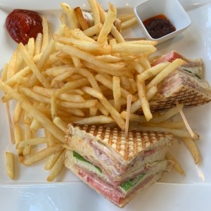 Club Sandwich 10$