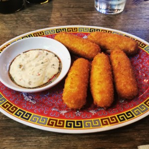 Croquetas de cangrejo