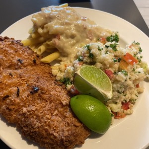 Pescado con pasta y couscous