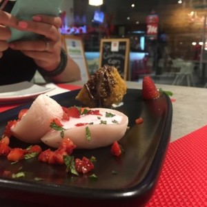 mochi y helado frito 