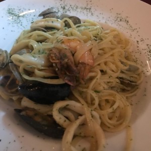 pasta con mariscos