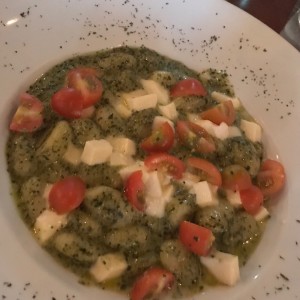 gnocchi con pesto?