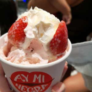 helado con berry