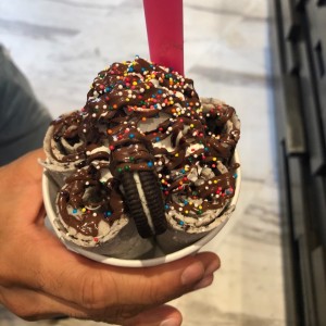 Helado de Cookies and Cream con Chocolate y Nutella