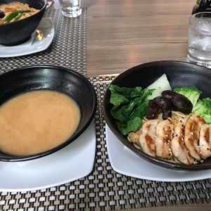 Tsugui de pollo