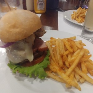 Cota Burger