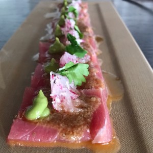 tiradito de atun