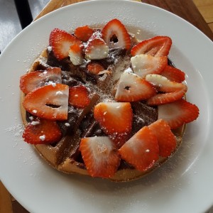 waffle de nutella y fresas