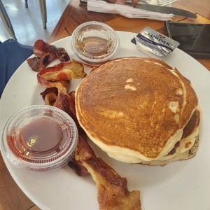 Pancakes con Bacon