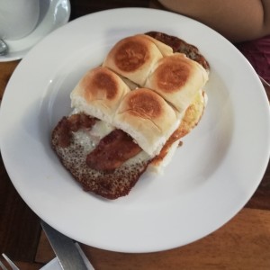 breakfast sandwich