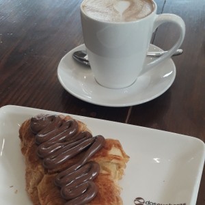 capuchino y croisam de nutela