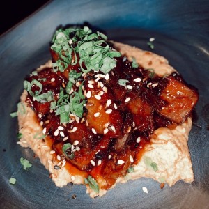 COSTILLAS HUMMUS