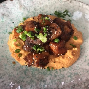 COSTILLAS HUMMUS