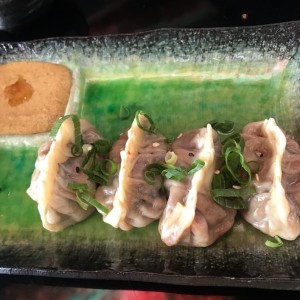 GYOZAS DE WAGYU