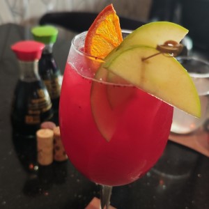 Sangria de frutos rojos 