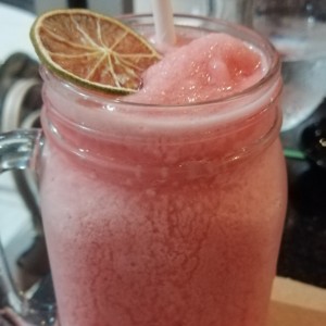 Limonada de Frutos Rojos! Super refrescante