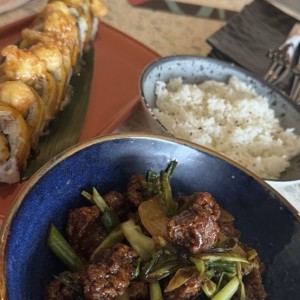 Platos Calientes - Mongolian Beef 