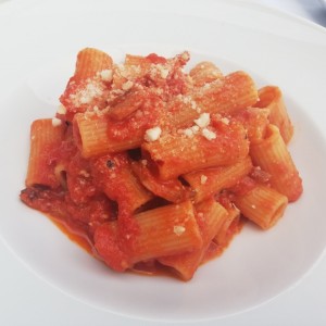 Primi Piatti - Rigatoni All' Amatriciana