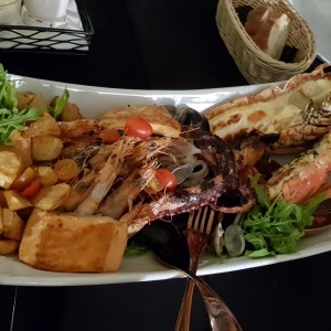 Un mixto de mariscos