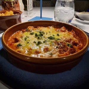 tortellini bolognesa gratinados