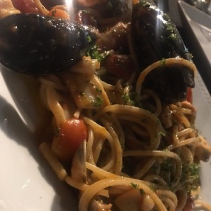 pasta allo scoglio 